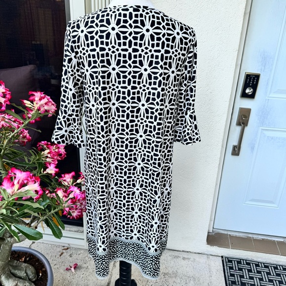 TACERA. NWT. Black & White Midi dress w/ Bell Sleeves.Crisscross straps … - Picture 3 of 14